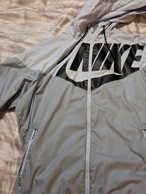 Nike Light Gray and Black Logo Hooded Windbreaker